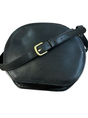 Vintage COACH 1980s Chester
Canteen Crossbody Bag 9901